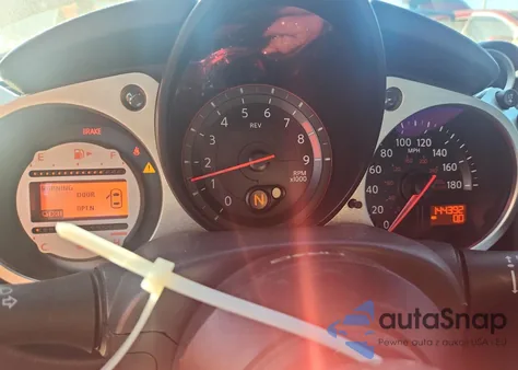 2009 Nissan 370Z z USA, uszkodzony, nr VIN JN1AZ44EX9M403788